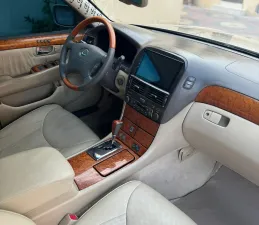 2004 Lexus LS 430