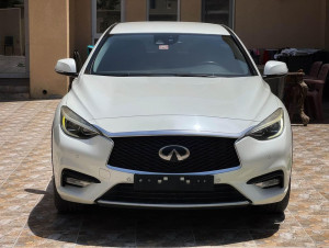 2017 Infiniti Q30