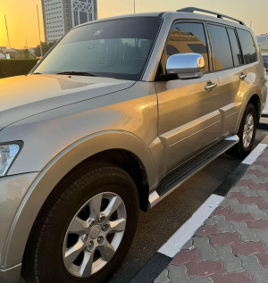 2013 Mitsubishi Pajero