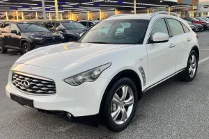 2009 Infiniti FX35