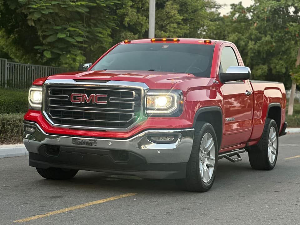 2018 GMC Sierra in dubai