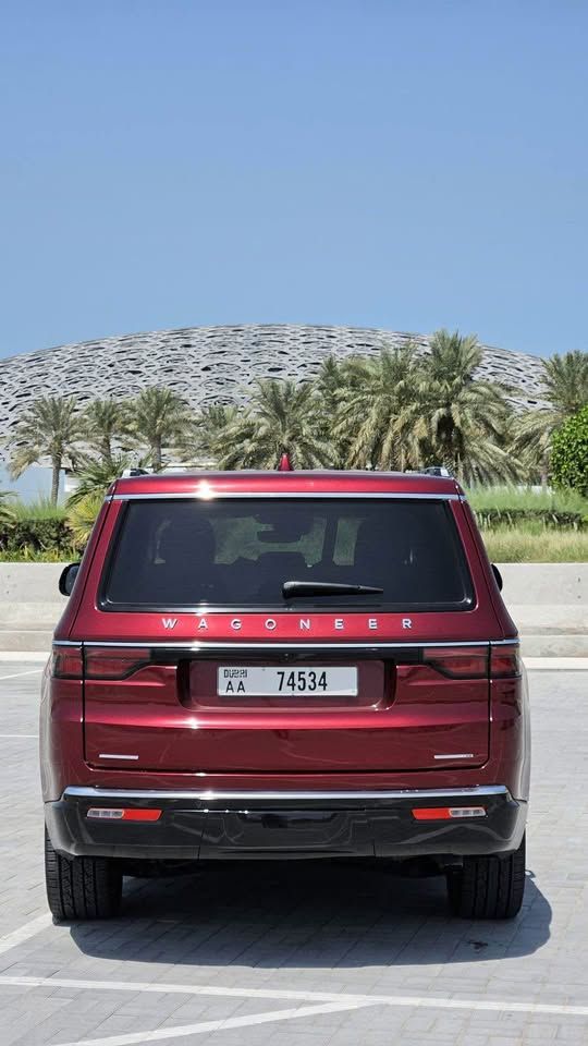 2022 Jeep Wagoneer