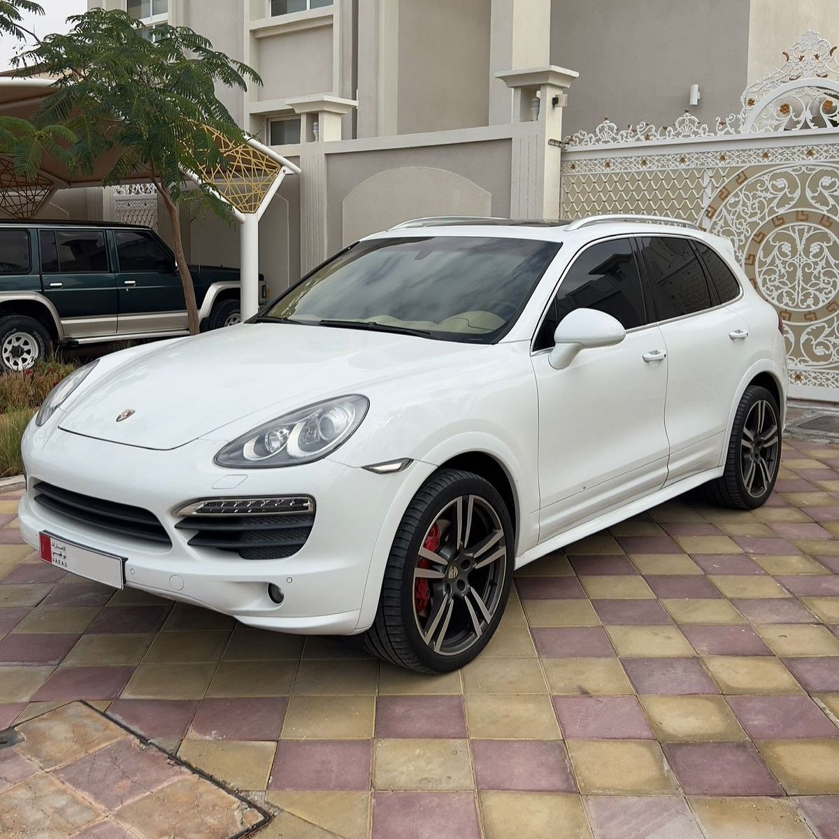 2013 Porsche Cayenne in dubai