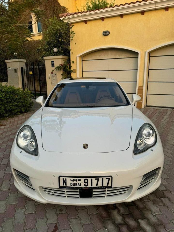 2010 Porsche Panamera in dubai