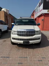 2014 Lincoln Navigator in dubai