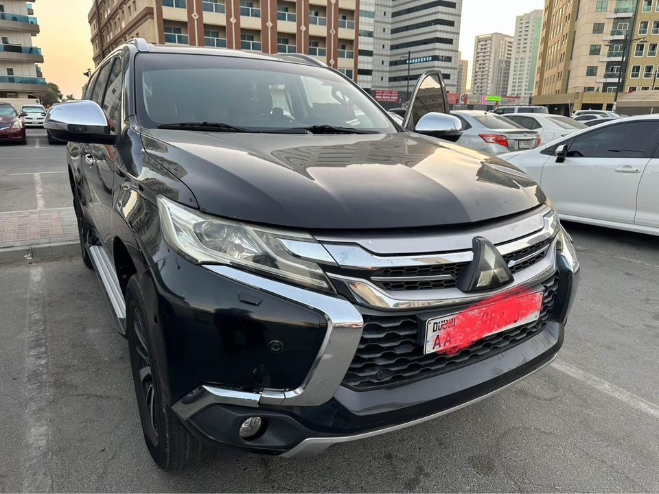 2018 Mitsubishi Montero in dubai