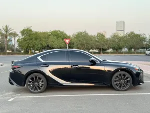 2022 Lexus IS