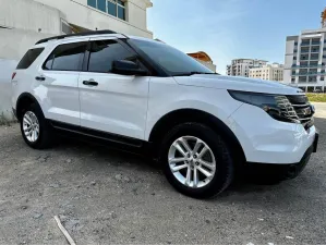 2014 Ford Explorer in dubai