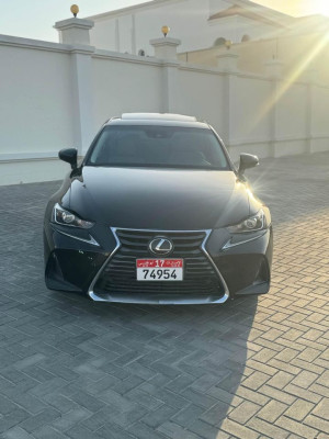 2018 Lexus IS