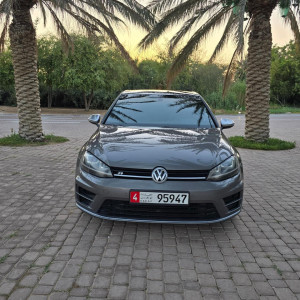 2016 Volkswagen Golf in dubai