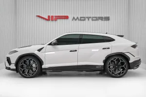 2024 Lamborghini URUS