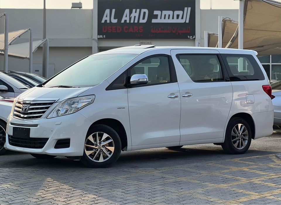 TOYOTA ALPHARD LIMITED 2015 GCC FULL OPTION VIP