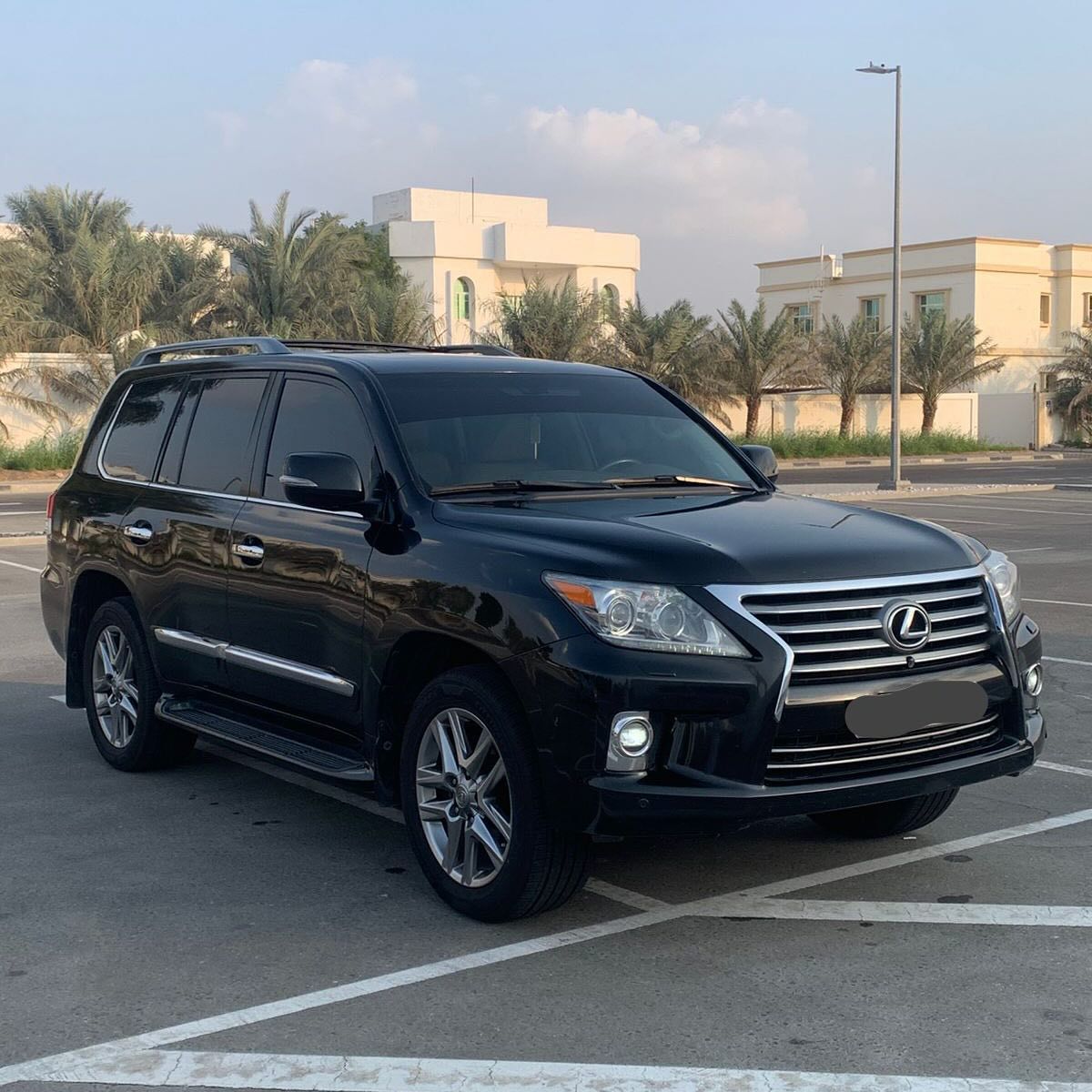 2014 Lexus LX 570 in dubai