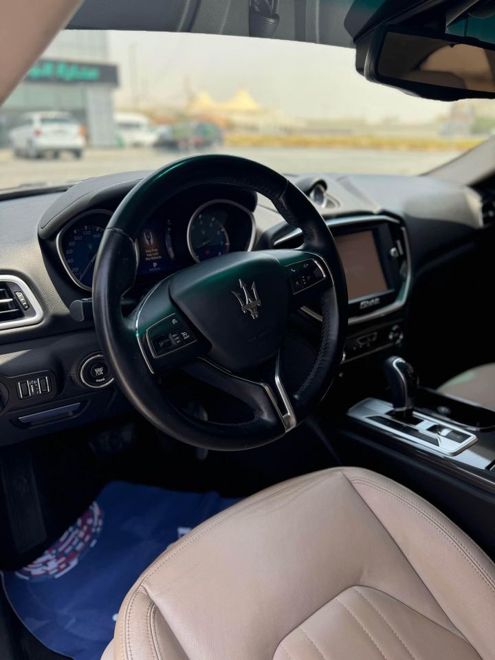 2014 Maserati Ghibli I