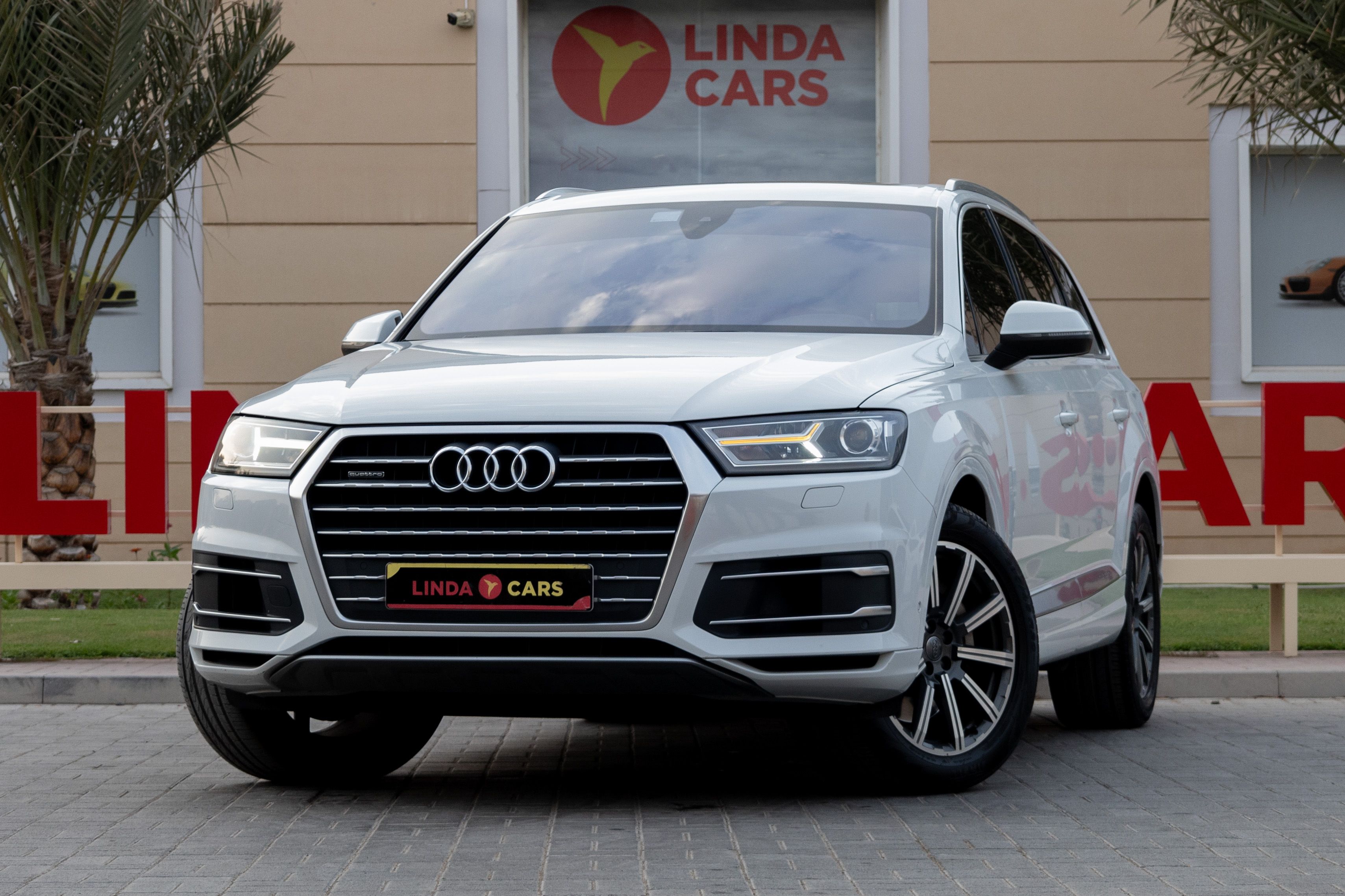 2016 Audi Q7 in dubai