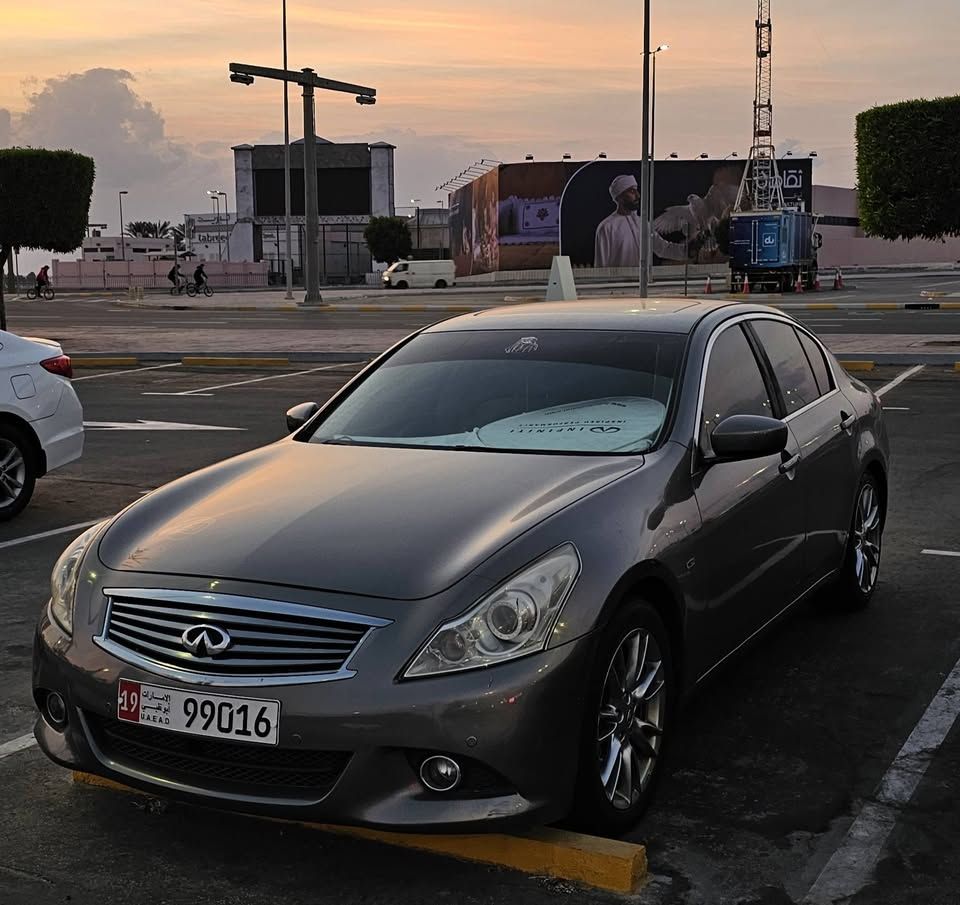 2012 Infiniti G25