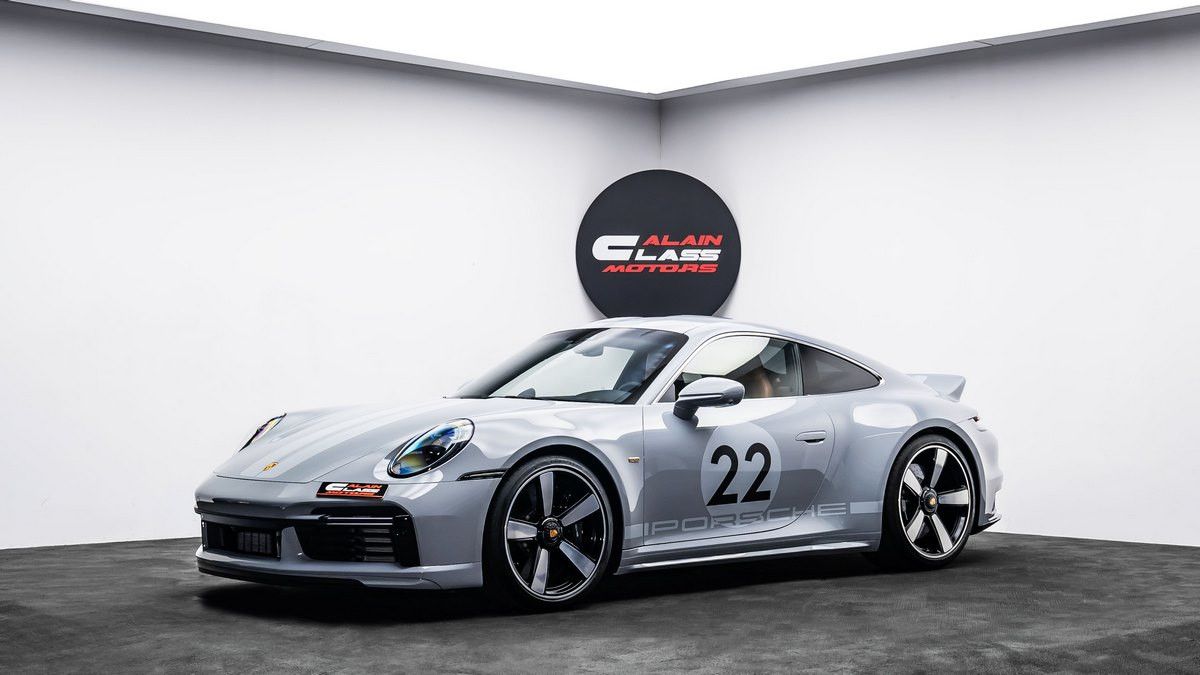 2023 Porsche 911 Carrera in dubai