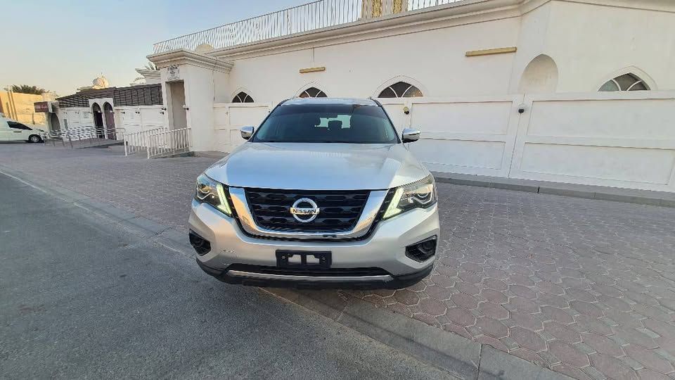 2017 Nissan Pathfinder in dubai