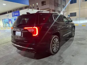 2021 GMC Acadia