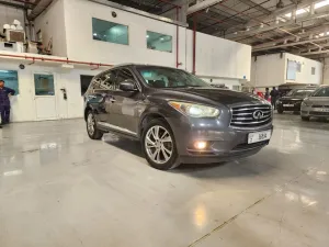 2015 Infiniti JX in dubai