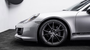 2018 Porsche 911 Carrera