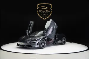 2022 ماكلارين 720S in dubai