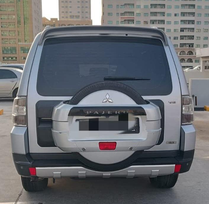 2008 Mitsubishi Pajero