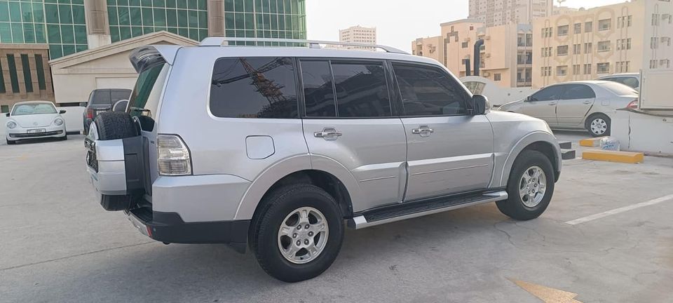 2008 Mitsubishi Pajero