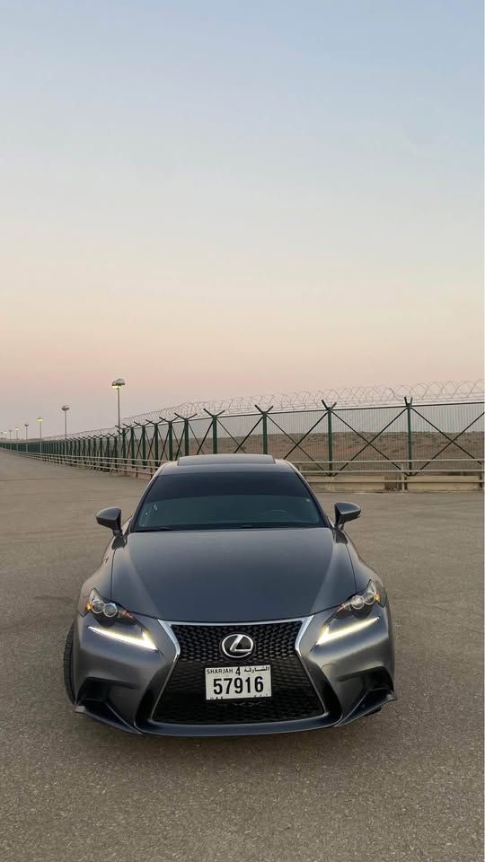 Lexus Is 200T F Sport Model: 2016