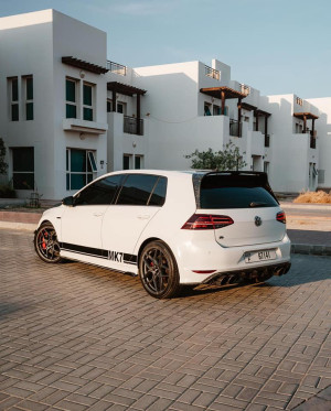 2016 Volkswagen Golf