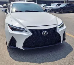 2022 Lexus IS