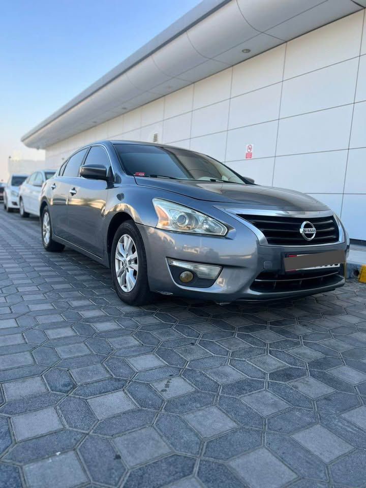 2014 Nissan Altima in dubai