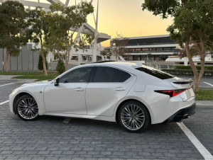 2023 Lexus IS