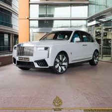 2025 Rolls Royce Cullinan in dubai