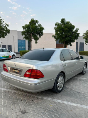 2003 Lexus LS