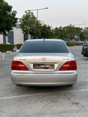 2003 Lexus LS