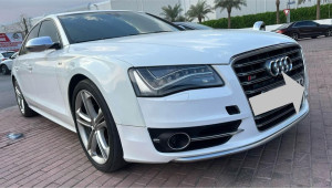 2013 Audi S8