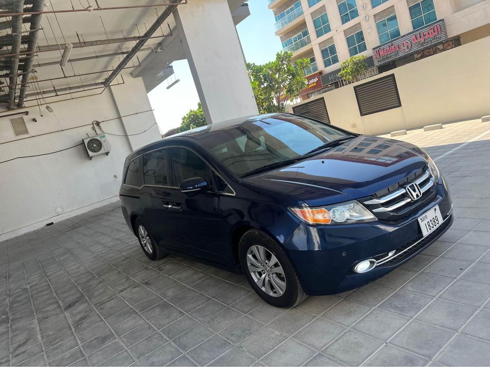 2015 Honda Odyssey in dubai