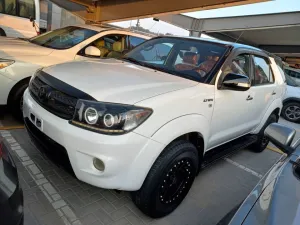 2010 Toyota Fortuner in dubai