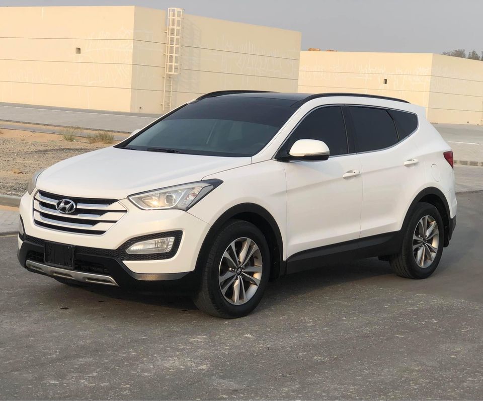 2016 Hyundai Santa Fe in dubai