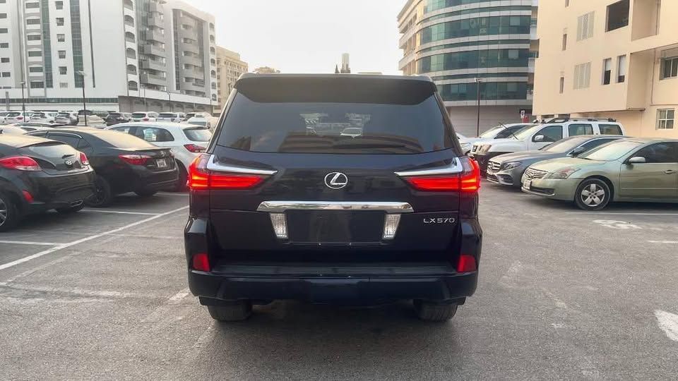 2016 Lexus LX 570