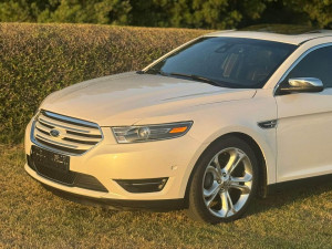 2017 Ford Taurus