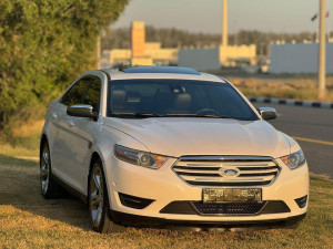 2017 Ford Taurus