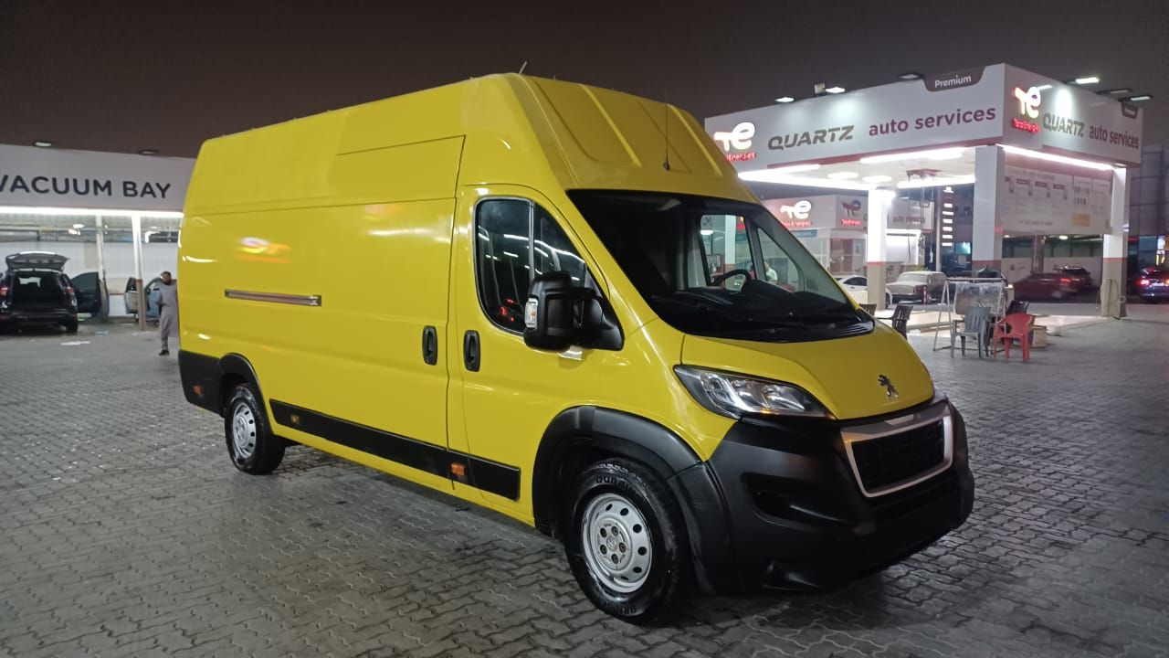 2020 Peugeot Boxer in dubai