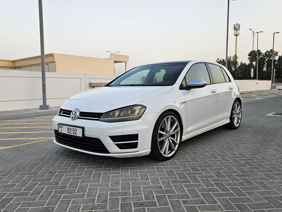 2015 Volkswagen Golf in dubai