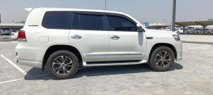 2015 Toyota Land Cruiser