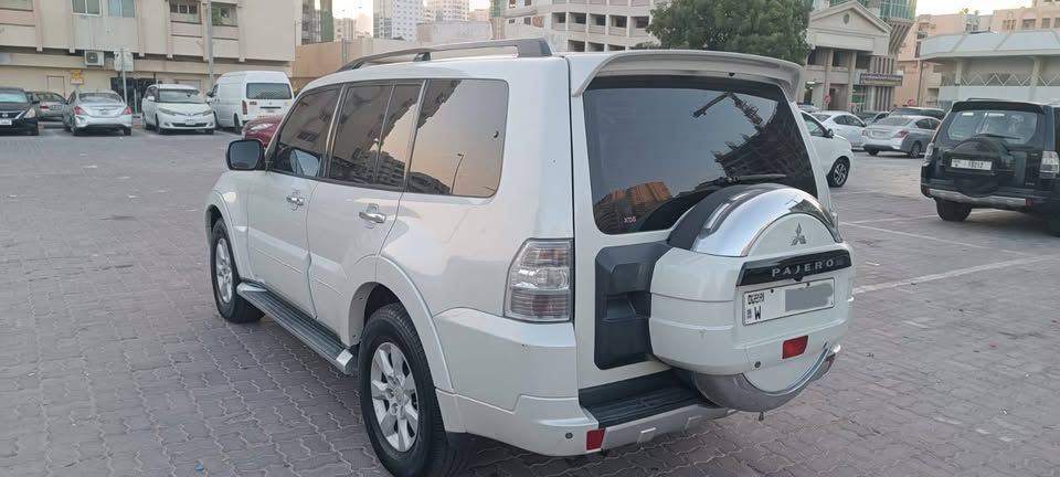 2010 Mitsubishi Pajero