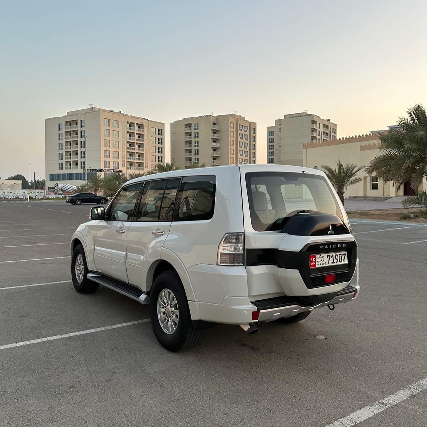 2015 Mitsubishi Pajero