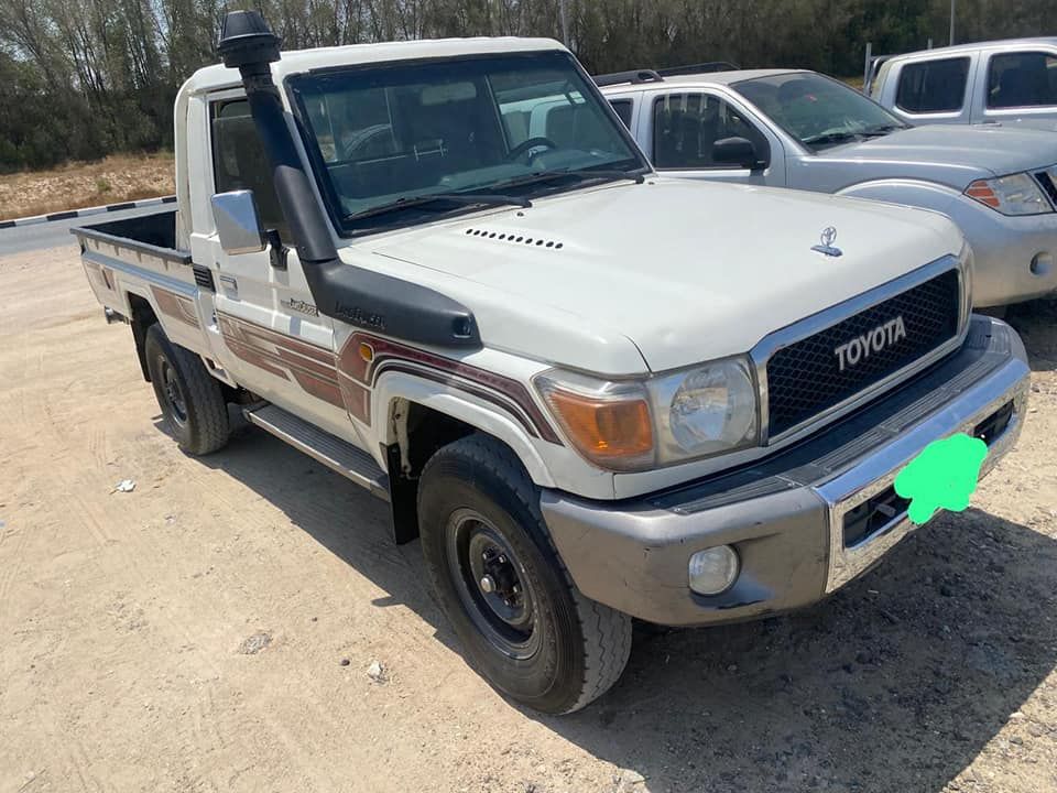 2015 Toyota Land Cruiser Pickup in dubai