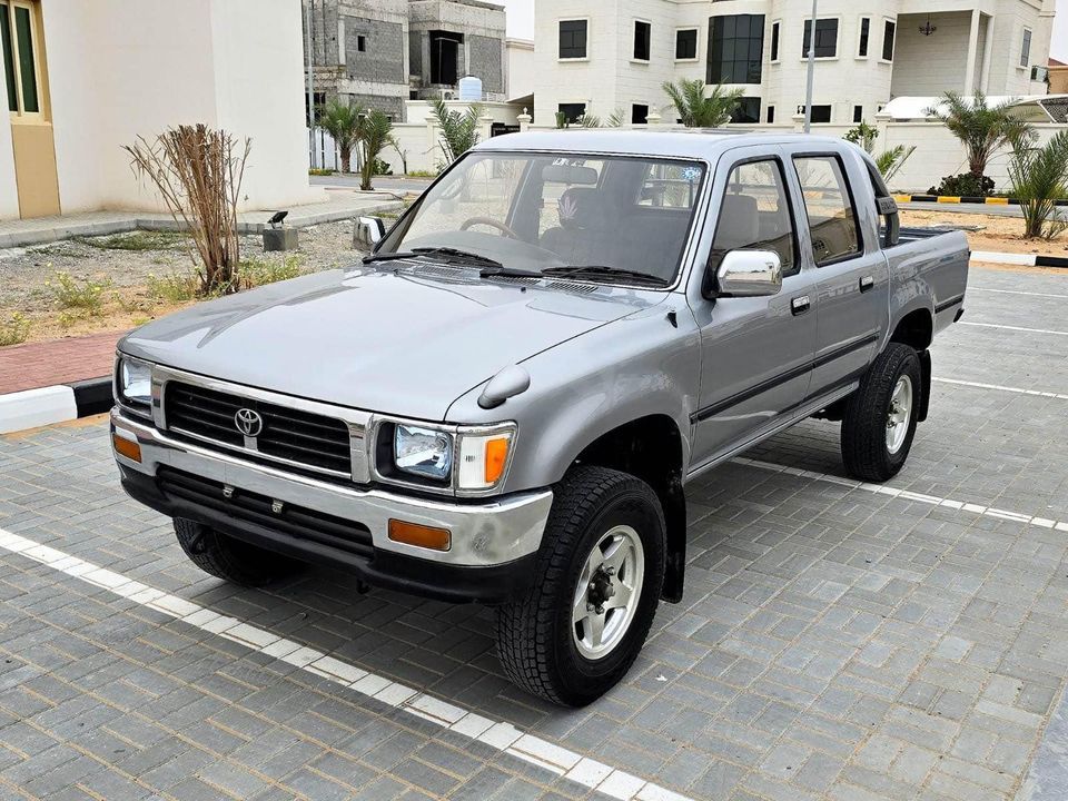 1994 Toyota Hilux in dubai